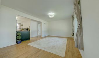 506 5TH St, Armstrong, IA 50514