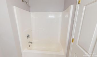 2666 S Knightsbridge Cir, Ann Arbor, MI 48105