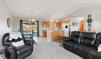 215 Ash St E, Annandale, MN 55302