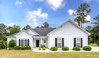 122 Hollister Dr, Albany, GA 31721
