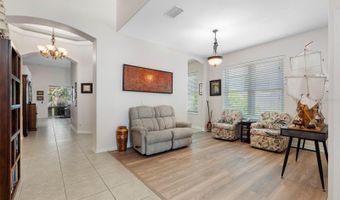 5335 CLOVER MIST Dr, Apollo Beach, FL 33572