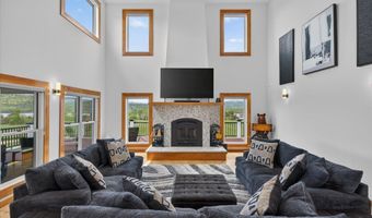 4362 Lake St, Bridport, VT 05734