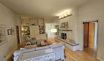 1131 Tracy Pl, Carlsbad, NM 88220
