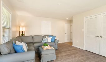 20911 HOUSEMAN Ter, Ashburn, VA 20148