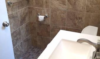 3520 W PL NW #103, Washington, DC 20007