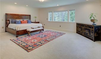23 Pine Top Rd, Barrington, RI 02806