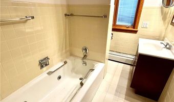 326 Keslar School Rd, Acme, PA 15610