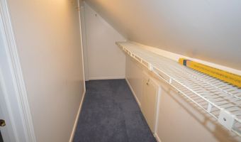 37 Cortland Cir, Bangor, ME 04401