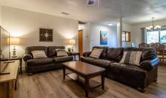 42179 High Point Ct, Ahwahnee, CA 93601