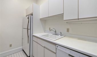 66 Webster St 9, Newport, RI 02840