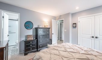 493 Edgeworthe Dr SE, Ada, MI 49301