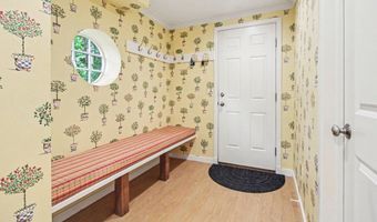 9 E Heatheridge St, Ann Arbor, MI 48104