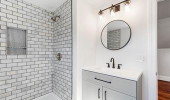 5 Taylor Ct, Cumberland, RI 02864