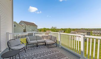 40 Hillview Dr, Bangor, ME 04401
