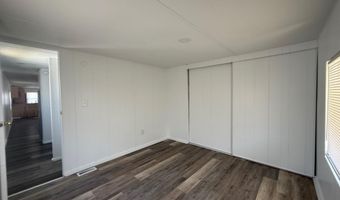 14 HILLTOP Ave, Akron, PA 17501
