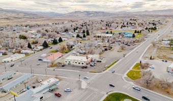 915 Chestnut St, Carlin, NV 89822