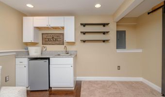 438 CHESTNUT St, Aberdeen, MD 21001