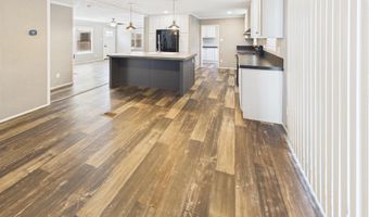 348 Lynn Dr, Apple Grove, WV 25502