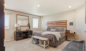 5742 Antelope Dr, Bar Nunn, WY 82601