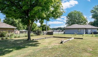 1004 Baretta Ct, Aurora, MO 65605