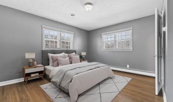 1021 Fremont St, Anoka, MN 55303