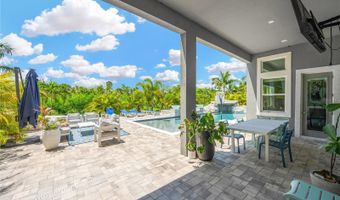 832 MANNS HARBOR Dr, Apollo Beach, FL 33572