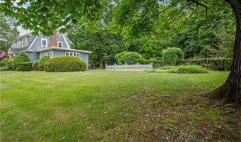 60 White Pkwy, North Smithfield, RI 02896