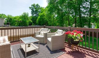 408 Abbyshire Rd, Akron, OH 44319