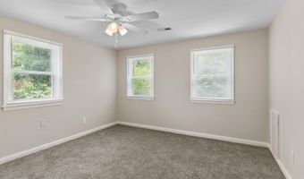 6023 CHINQUAPIN Pkwy, Baltimore, MD 21239