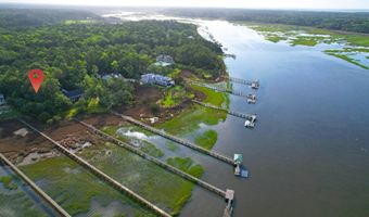1422 Dupree Creek Dr, Awendaw, SC 29429