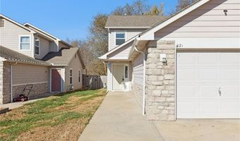 121 Silver Leaf Ln, Baldwin City, KS 66006