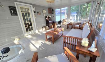 16 Cottonwood Dr, Barnegat, NJ 08005