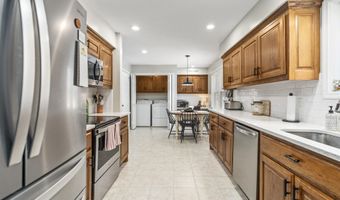 2 Cresta Ln, Hot Springs Village, AR 71909