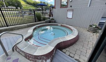 6 River Run Dr Q, Bartlett, NH 03812