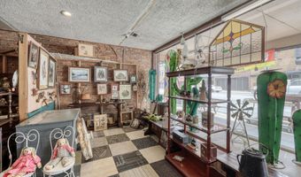 1041 Military Ave, Baxter Springs, KS 66713