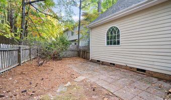 1008 W Sterlington Pl, Apex, NC 27502