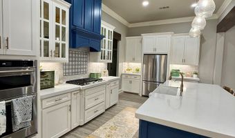 1605 NW Eliam Dr, Andrews, TX 79714