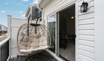 2949 Aughton Rd, Ann Arbor, MI 48105