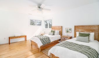62 Riverford Rd, Brookfield, CT 06804