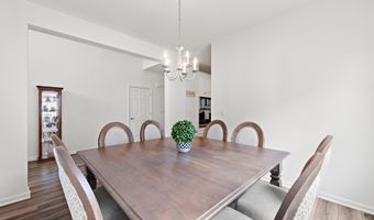 21 Aurora Cir, Barnegat, NJ 08005