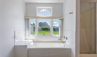 60 Saddle Grn A, North Providence, RI 02904