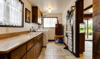 36910 EDGEHILL Rd, Springfield, OR 97478