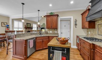 9902 Meadowstone Dr, Apison, TN 37302