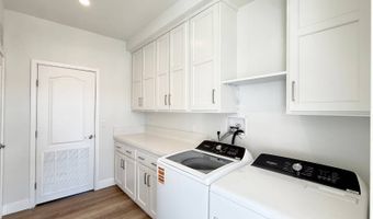 11 Palm Via, Anaheim, CA 92801