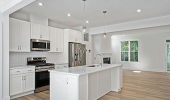 7404 ROCKY CREEK Ter, Annandale, VA 22003