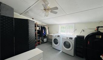 109 Rogers Ave, Barrington, RI 02806
