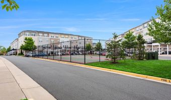 24592 ROSEBAY Ter, Aldie, VA 20105