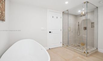 19707 Turnberry Way 12L, Aventura, FL 33180