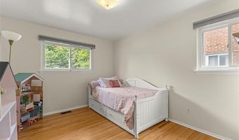 17276 Midway Ave, Allen Park, MI 48101