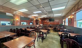 925 CHETCO Ave, Brookings, OR 97415